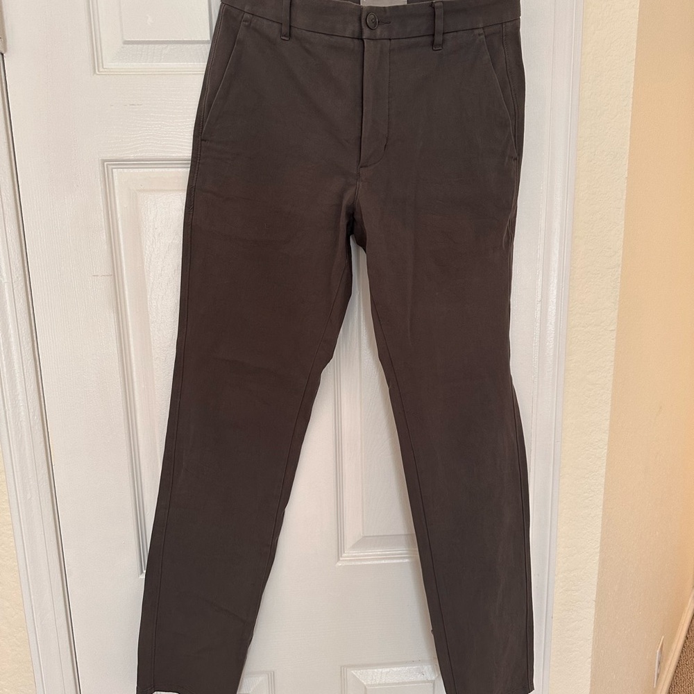 Everlane Gray Chinos with Slim Tailored Fit and Flat Front Design